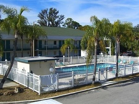 Oyo Hotel New Port Richey Gulf Beach Us 19 Bagian luar foto