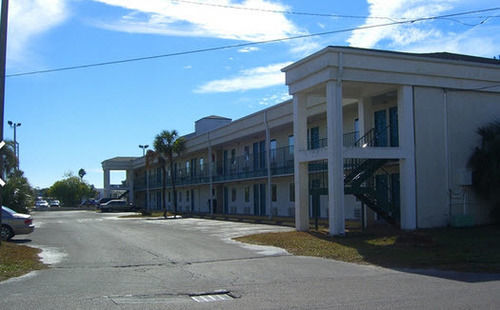 Oyo Hotel New Port Richey Gulf Beach Us 19 Bagian luar foto