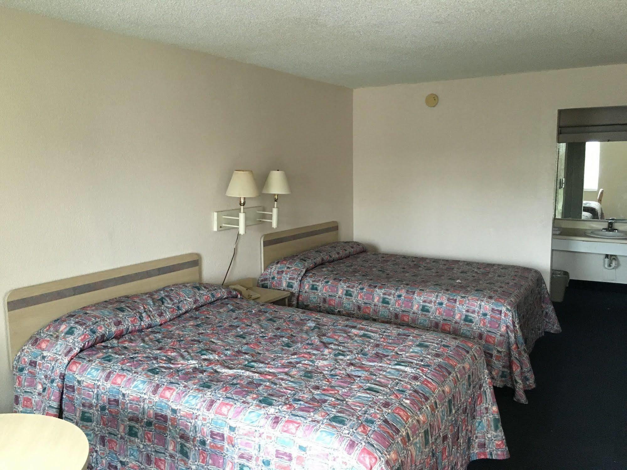 Oyo Hotel New Port Richey Gulf Beach Us 19 Bagian luar foto